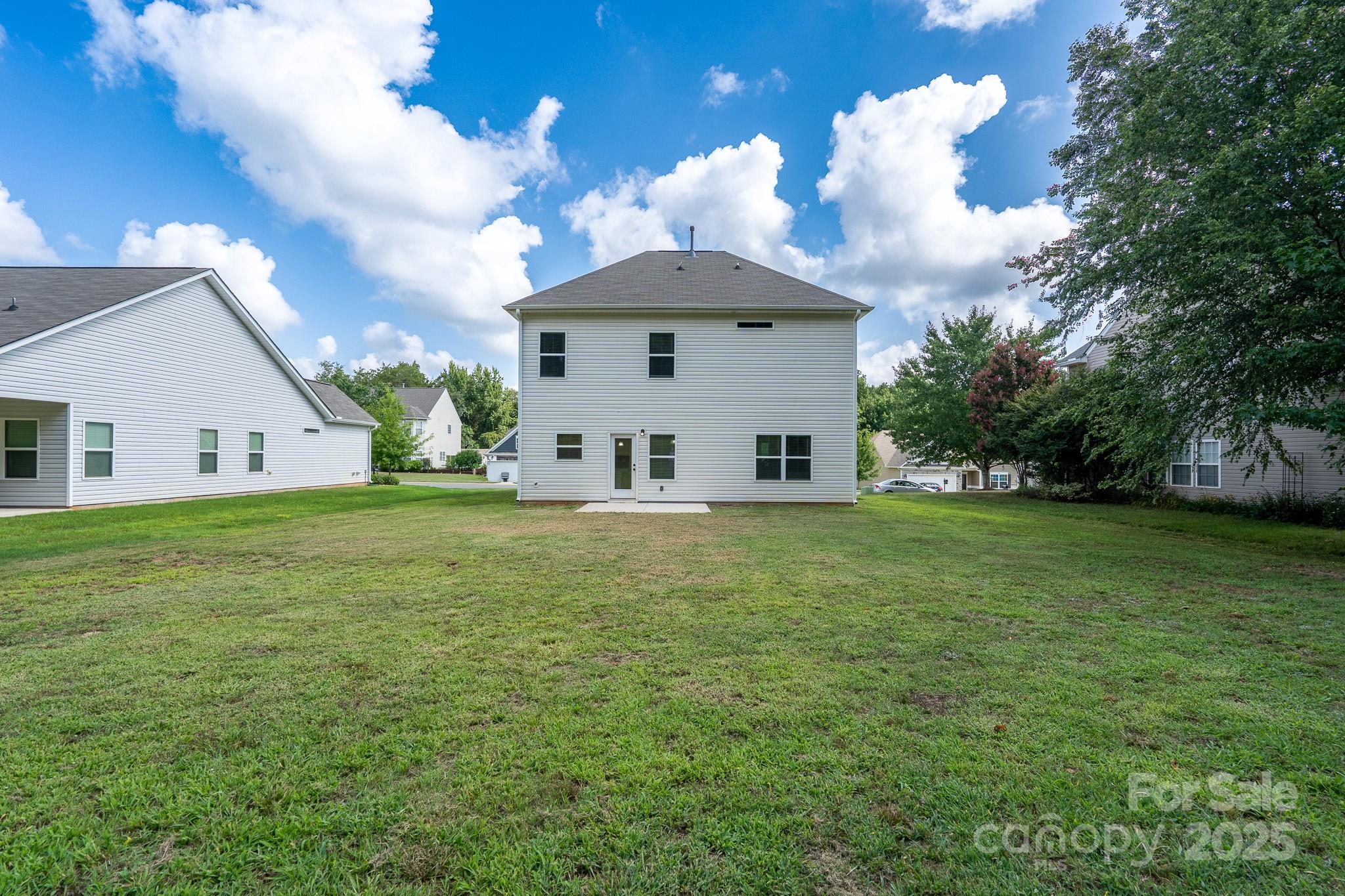312 Settlers Grove Lane