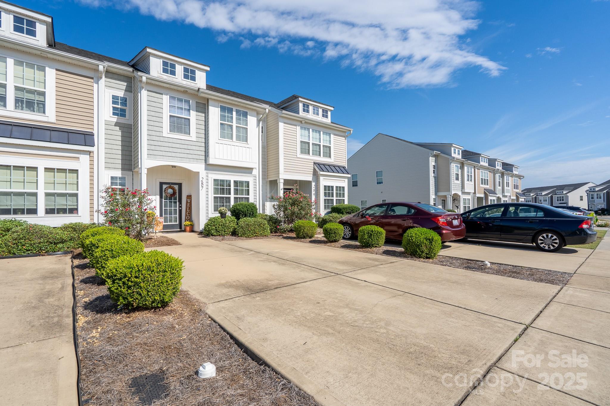 287 Halton Crossing Drive SW