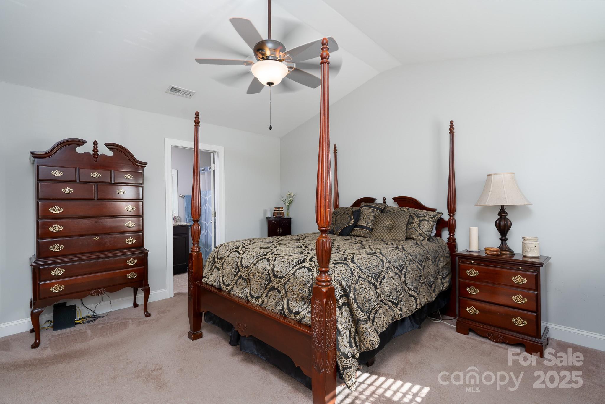 287 Halton Crossing Drive SW