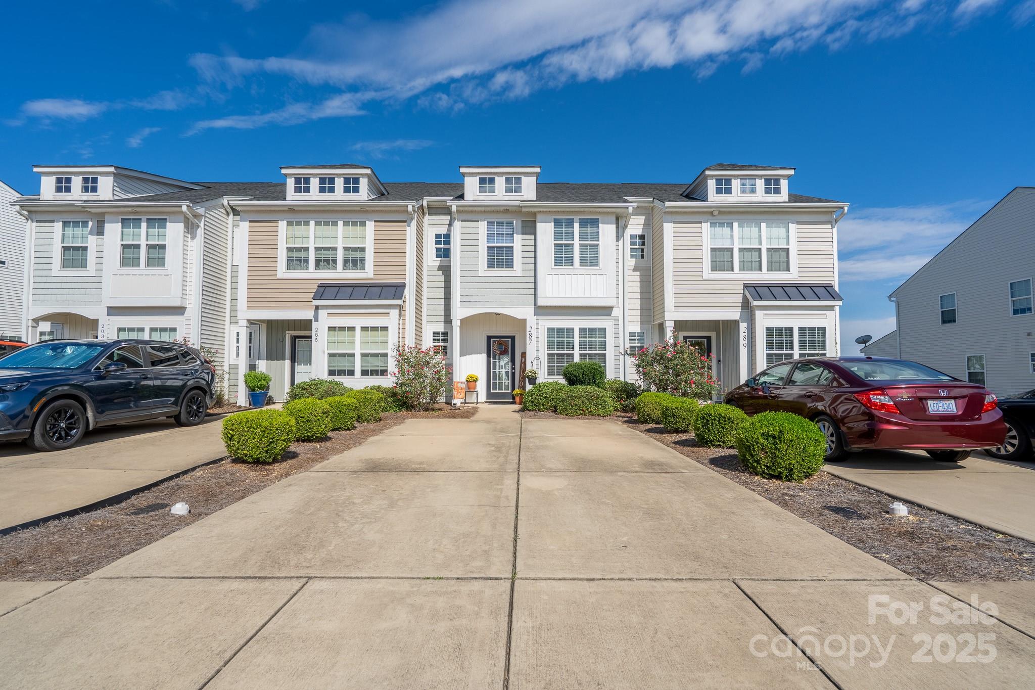 287 Halton Crossing Drive SW