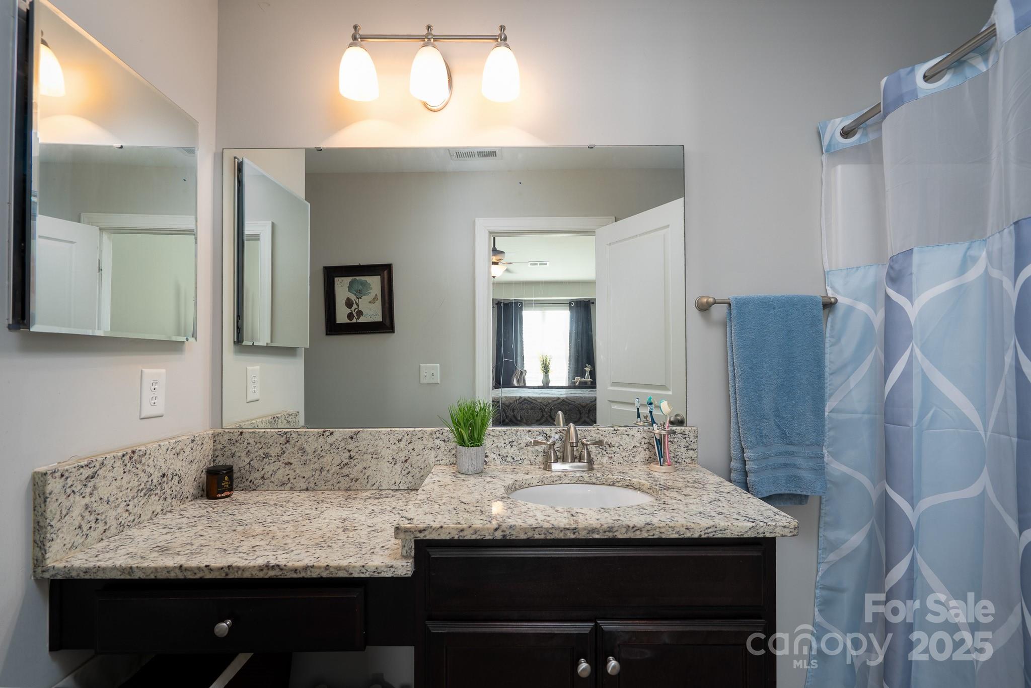 287 Halton Crossing Drive SW