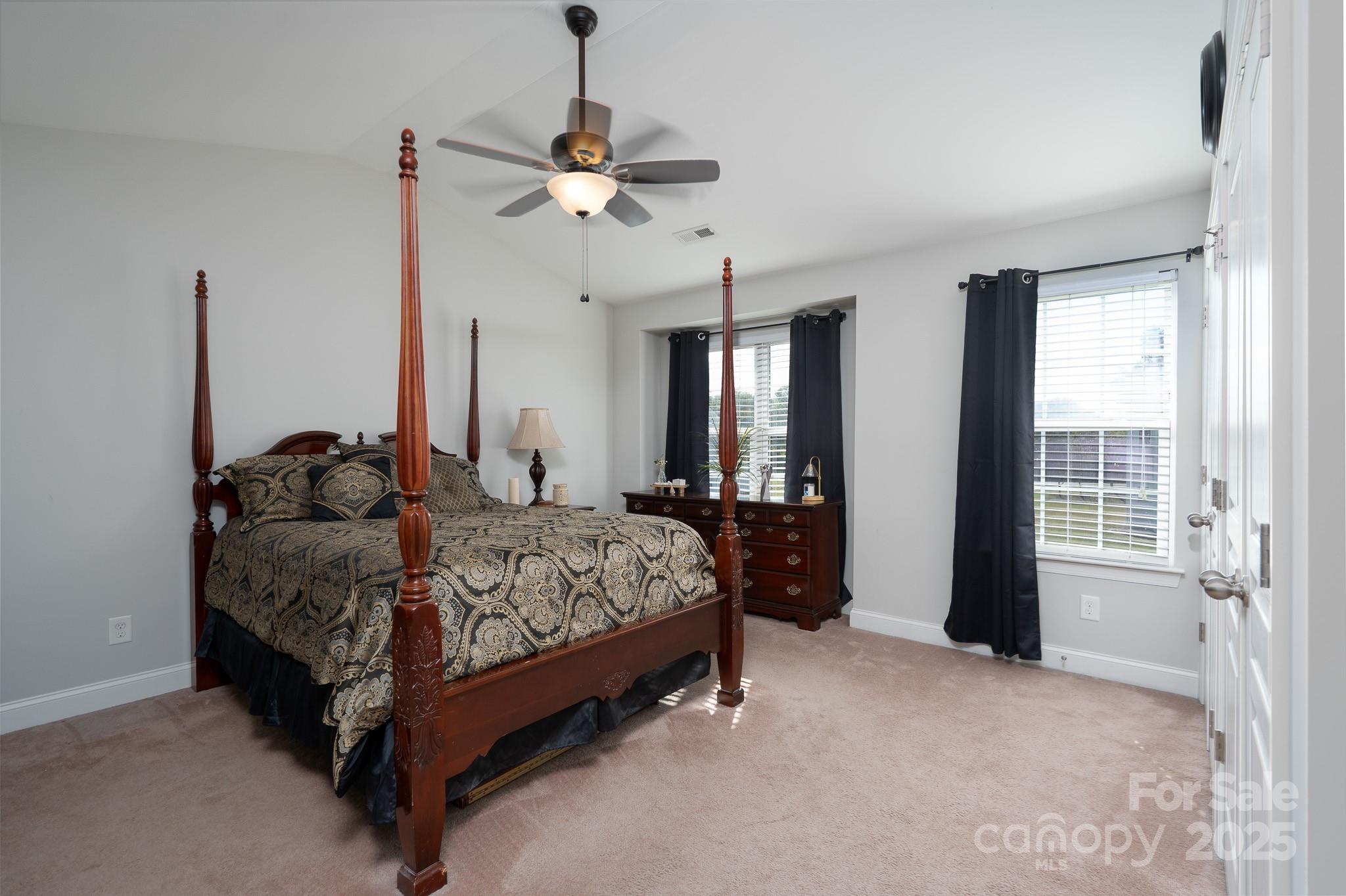 287 Halton Crossing Drive SW