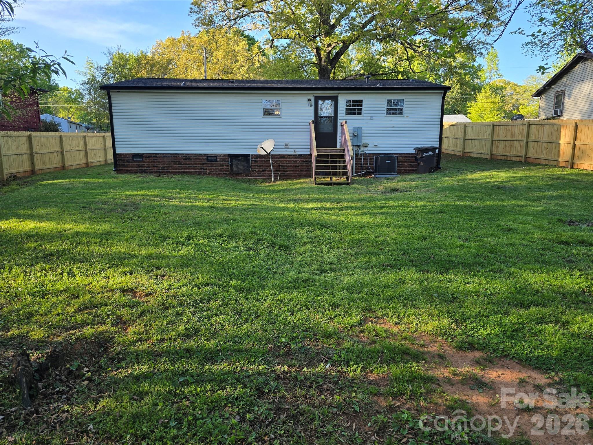 1731 Lakeview Drive