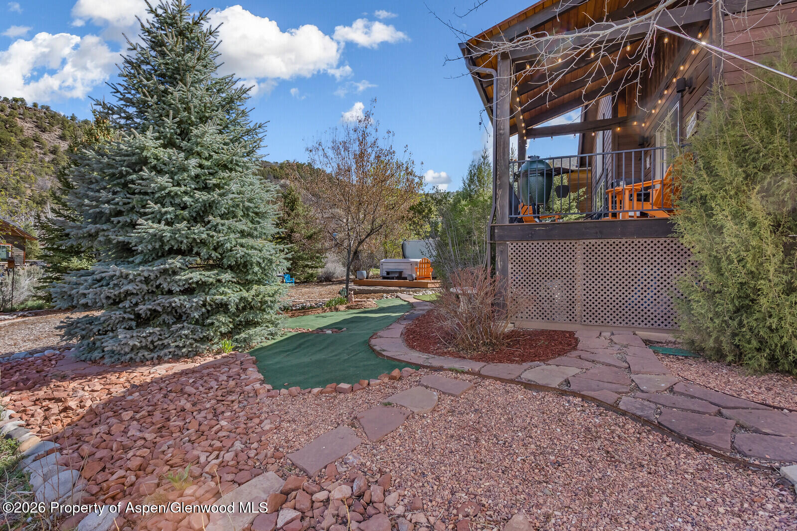 101 Cliffrose Way