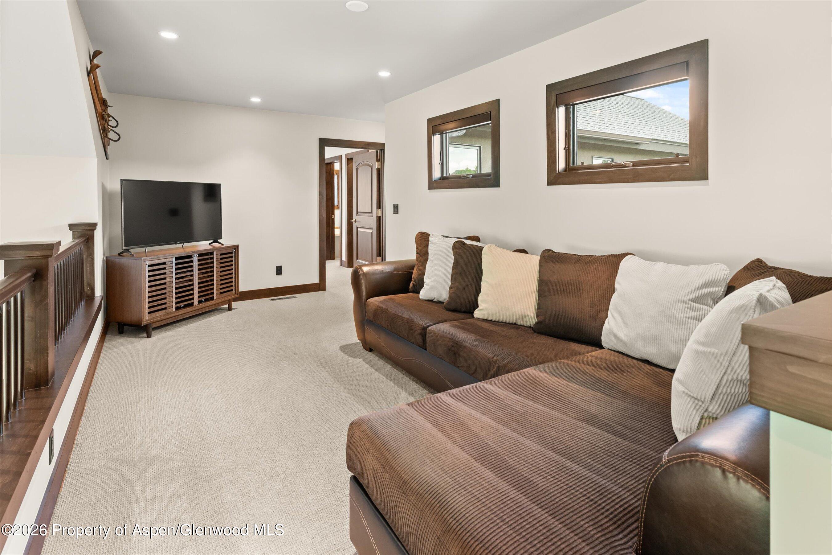 285 Saddleback Road