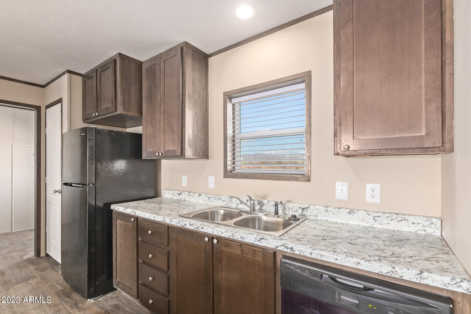 56228 W Brittlebrush Lane