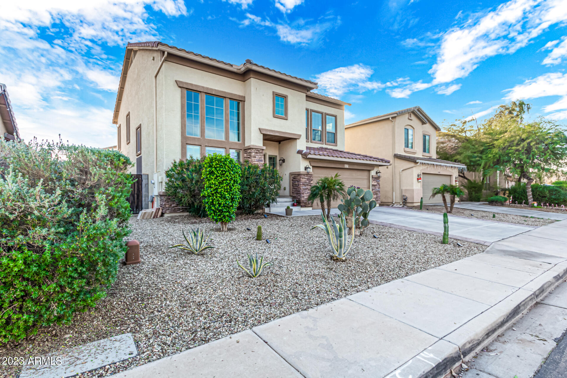 41373 W CIELO Lane