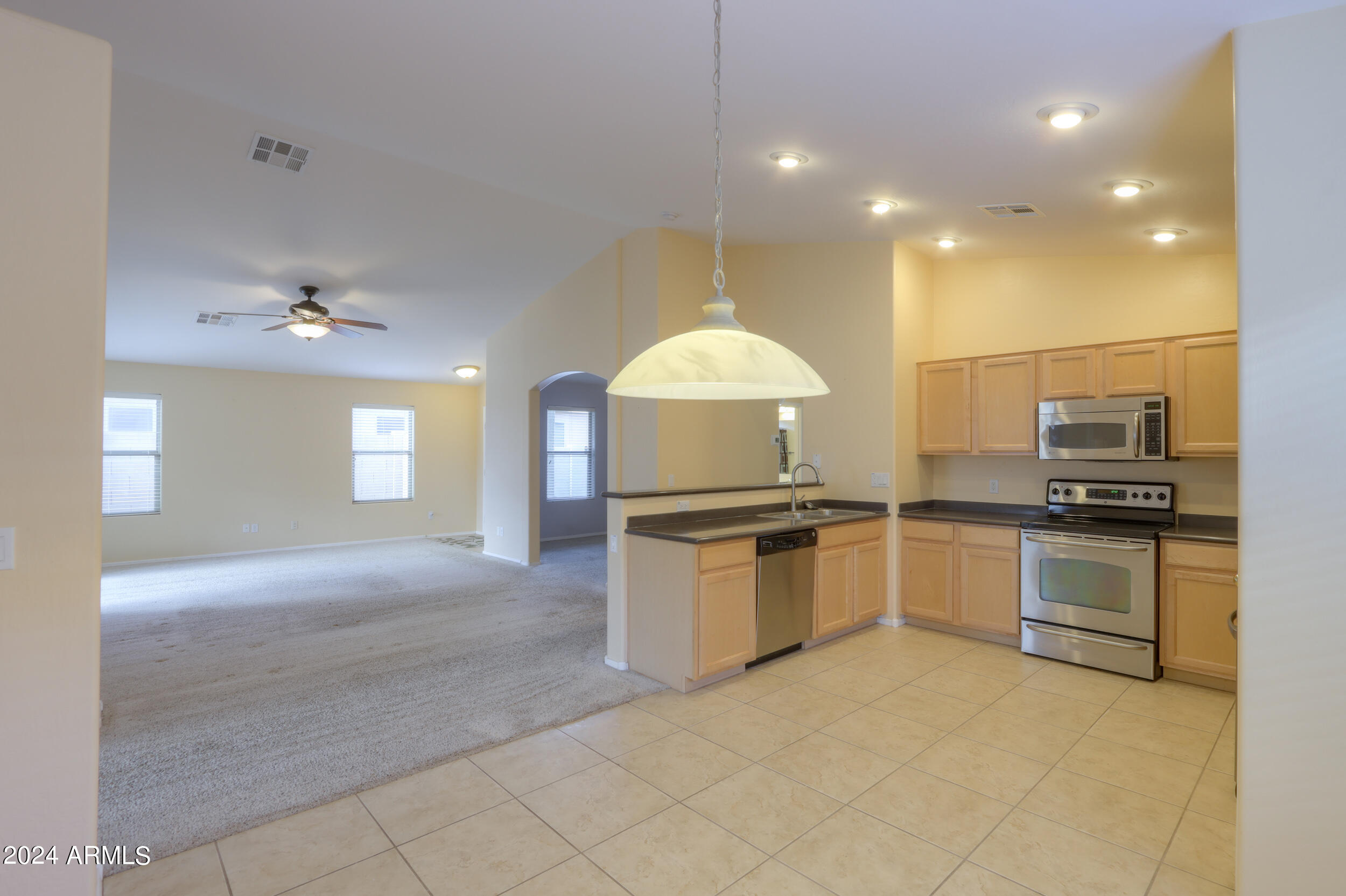 45551 W WINDMILL Drive
