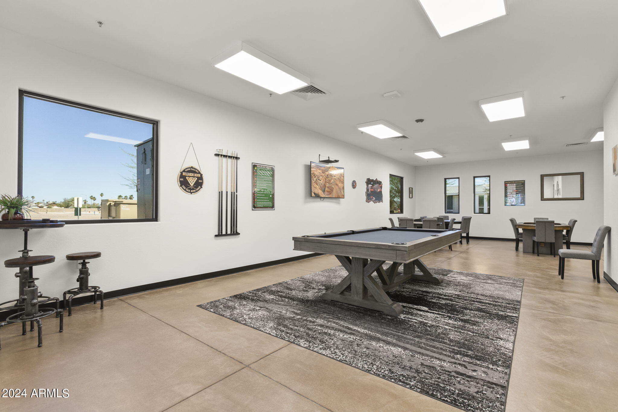 312 E ONEIL Drive, 144