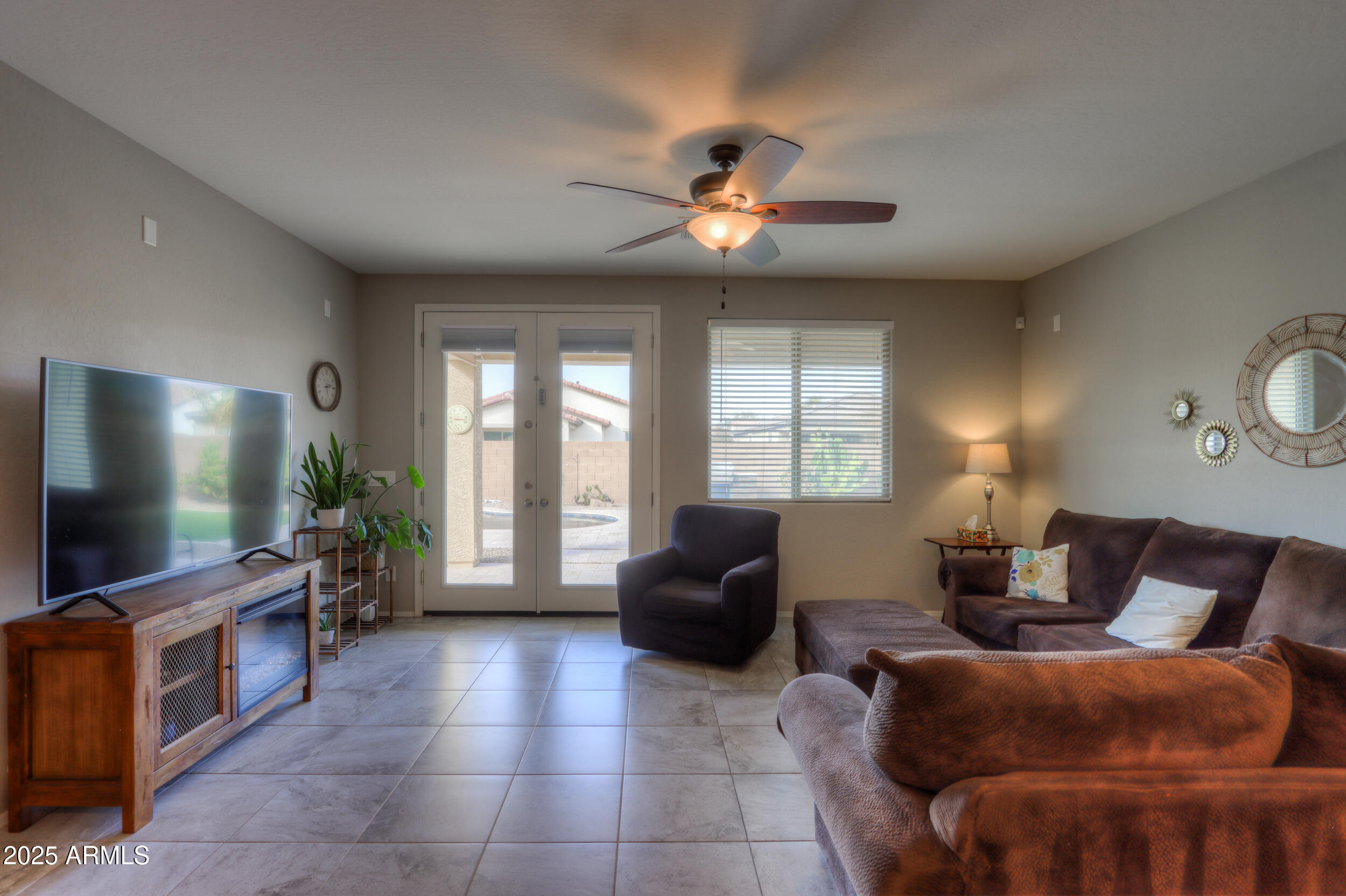 42158 W SOMERSET Drive