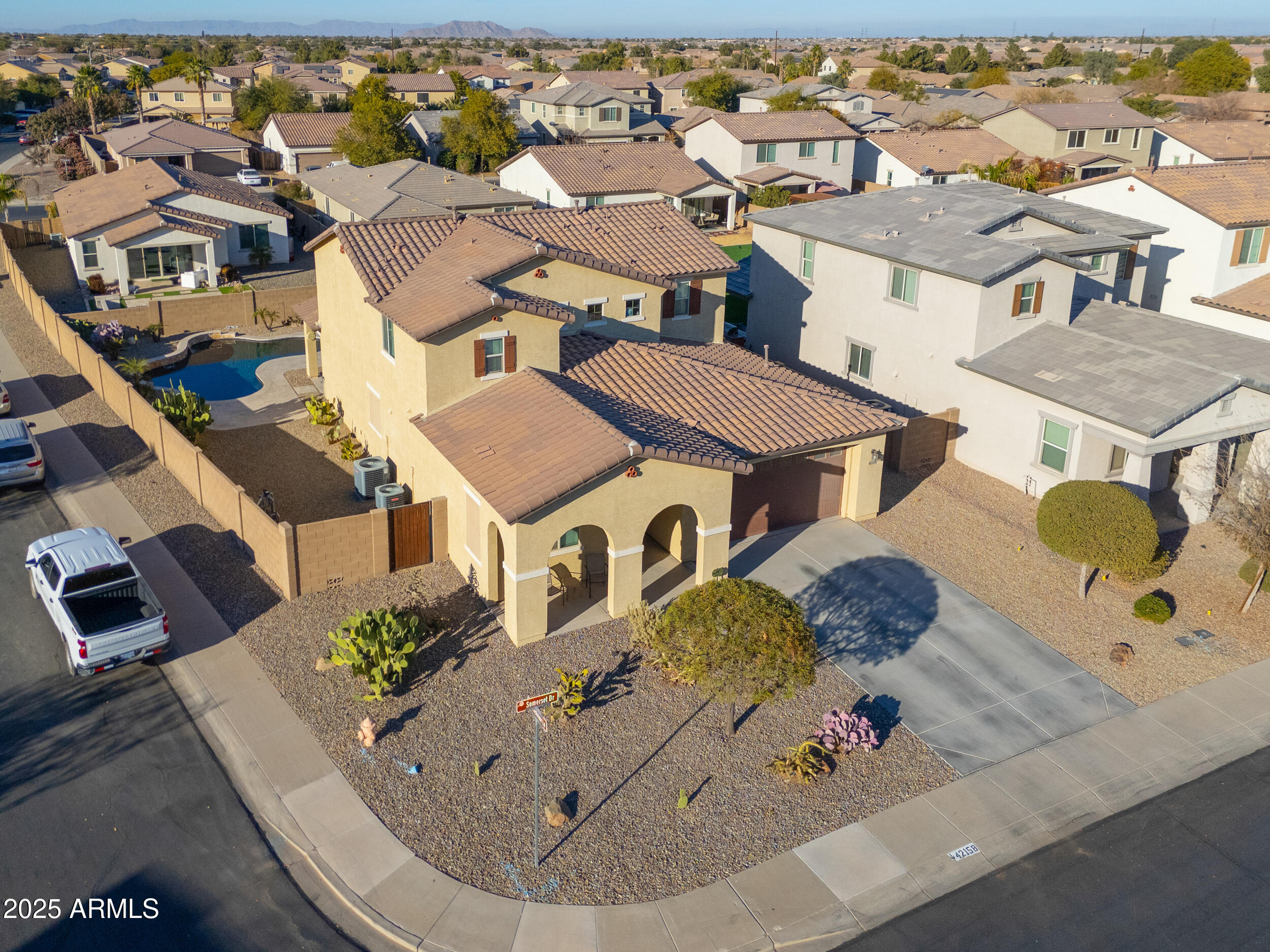 42158 W SOMERSET Drive