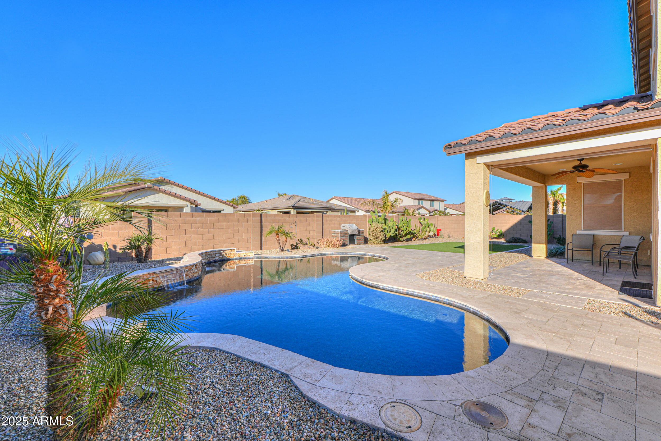 42158 W SOMERSET Drive