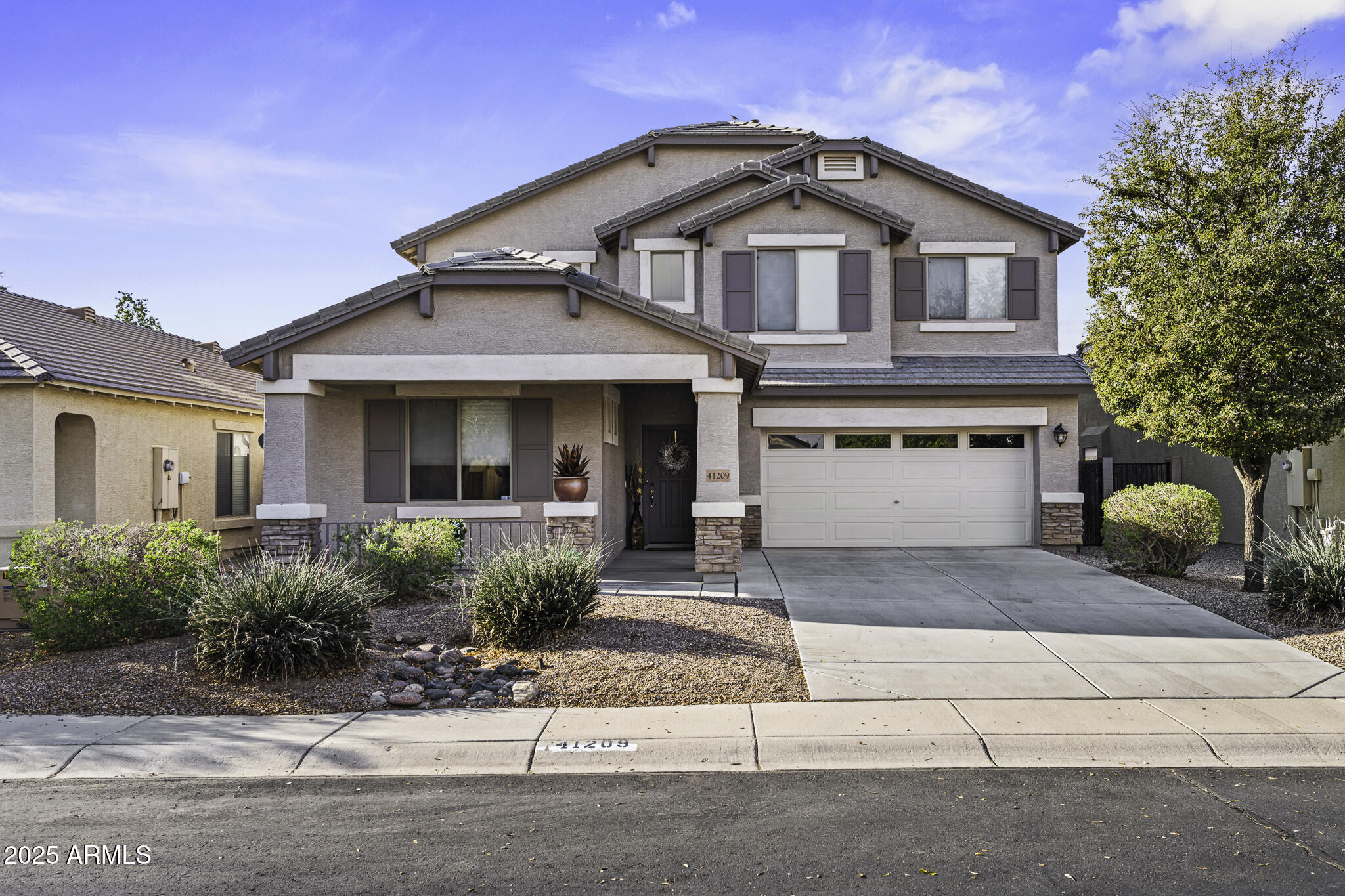 41209 W HAYDEN Drive