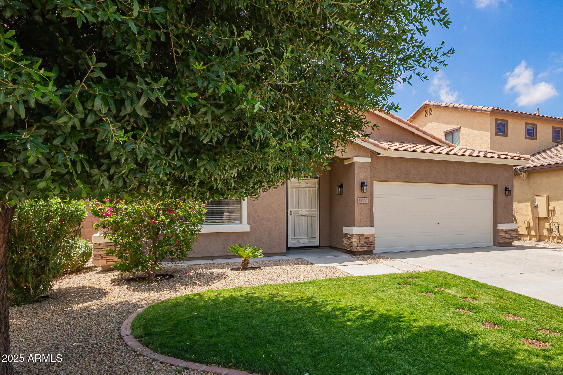 45309 W GAVILAN Drive
