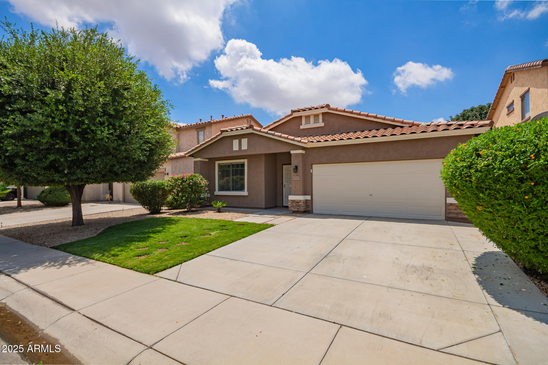 45309 W GAVILAN Drive