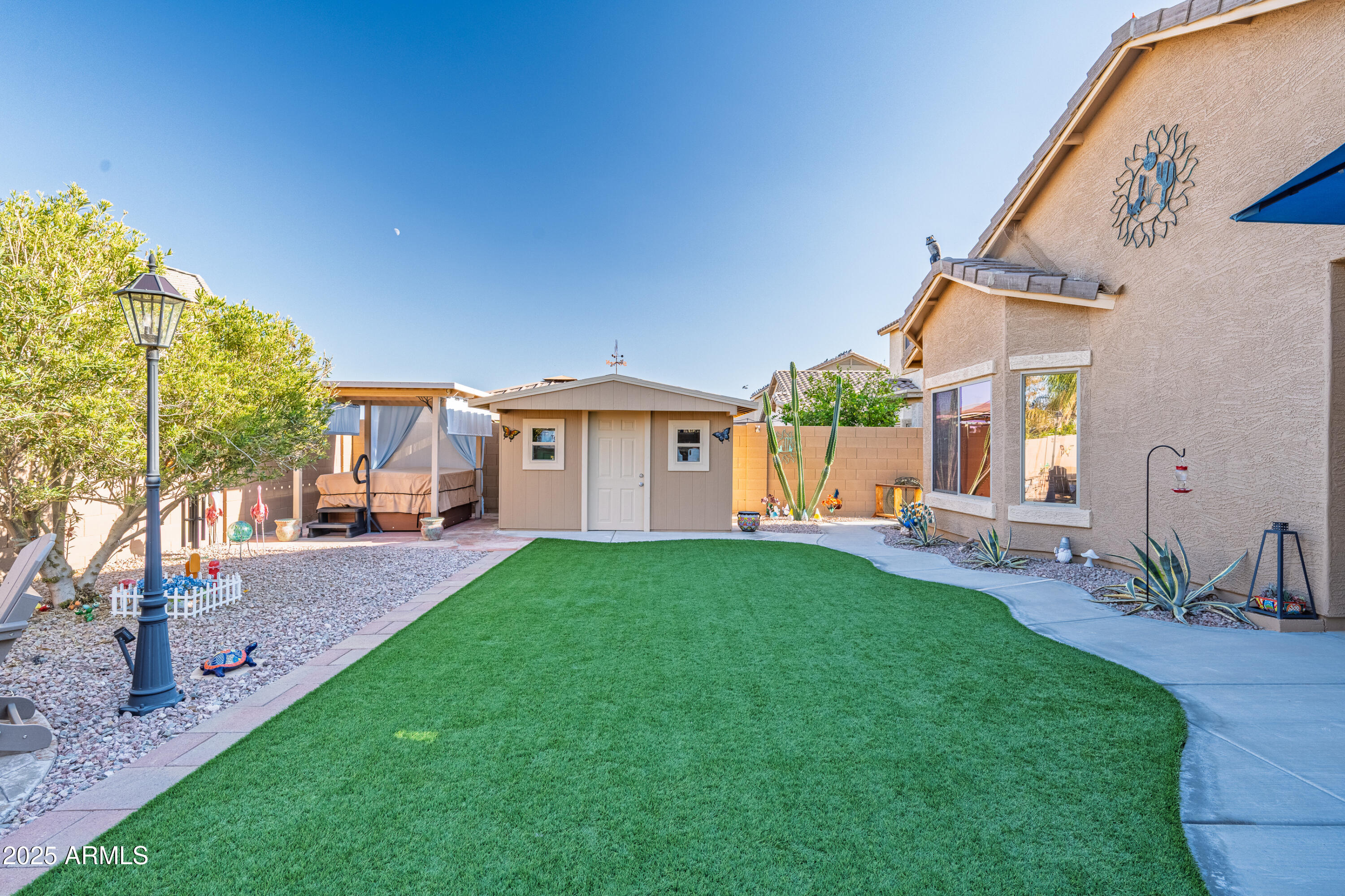 42812 W MARTIE LYNN Road