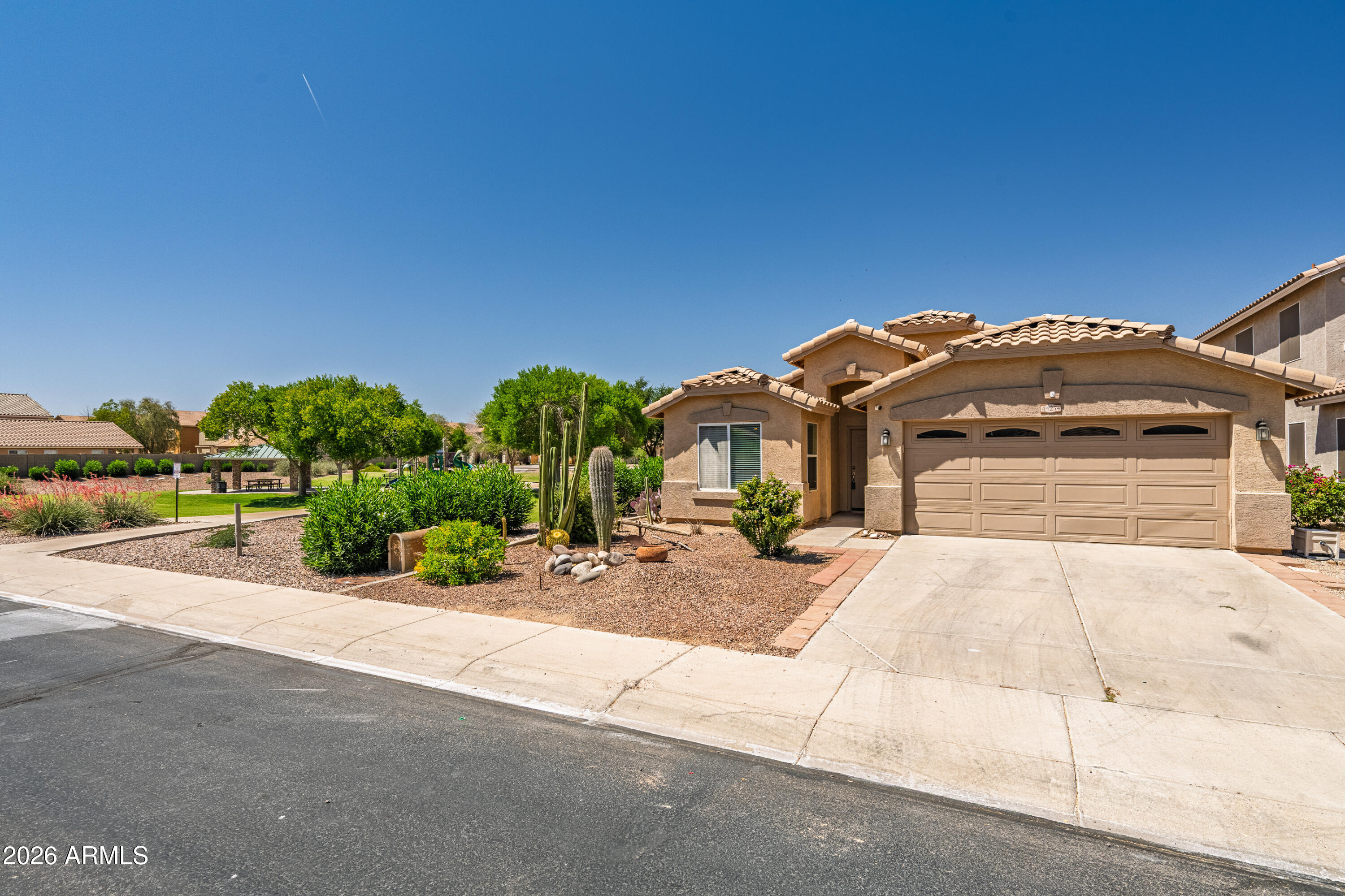 44254 W MCCLELLAND Drive