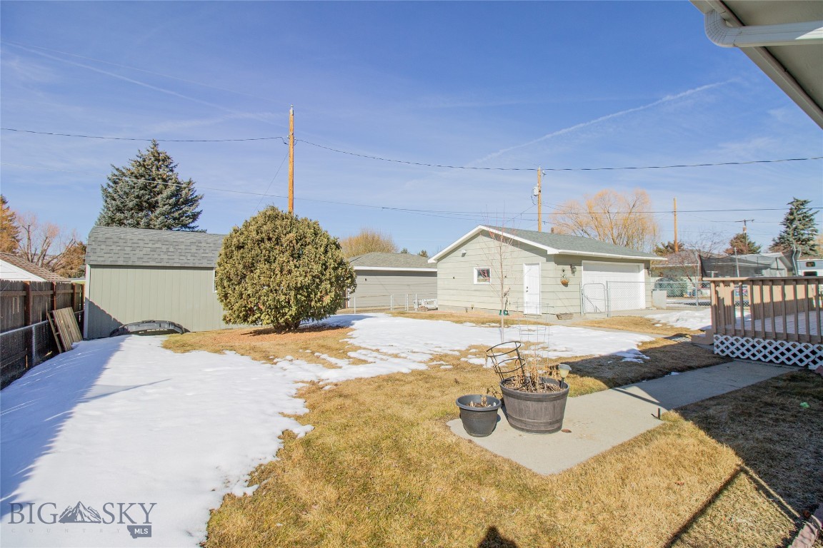 3541 Willoughby Avenue