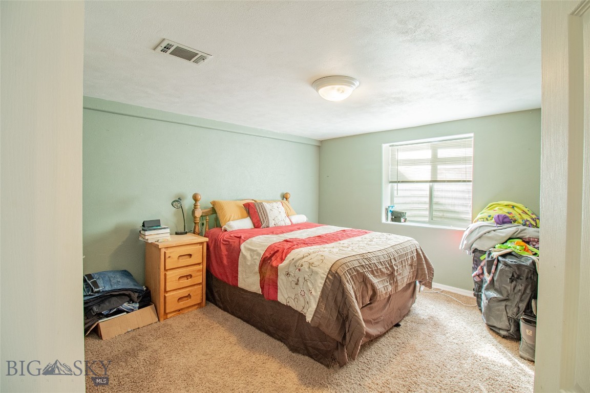 3541 Willoughby Avenue