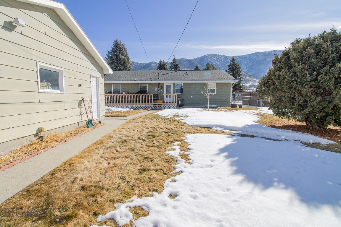 3541 Willoughby Avenue