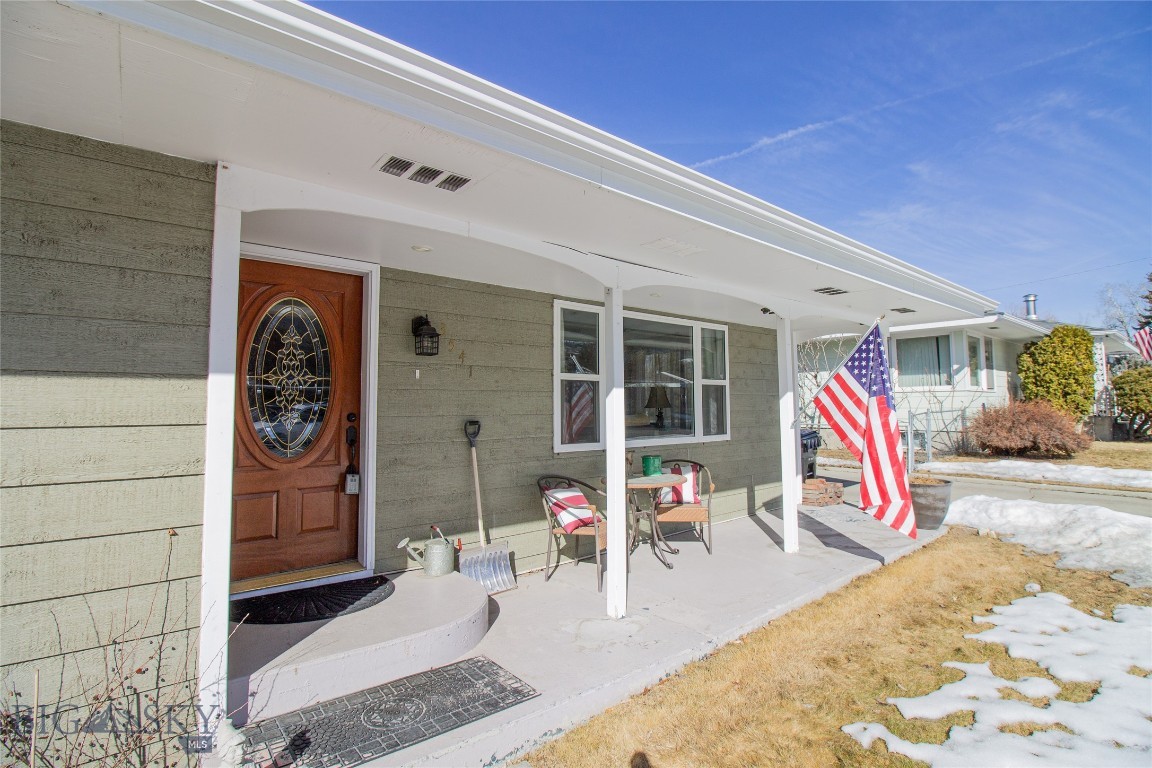 3541 Willoughby Avenue