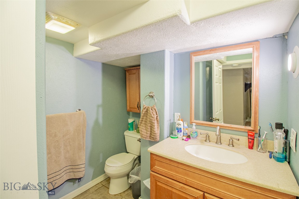 3541 Willoughby Avenue