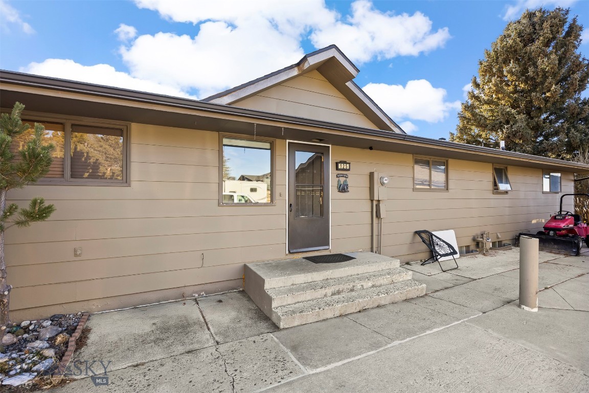 125 Mountain View