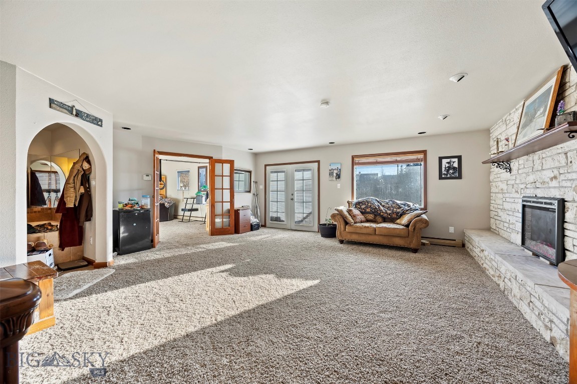 125 Mountain View