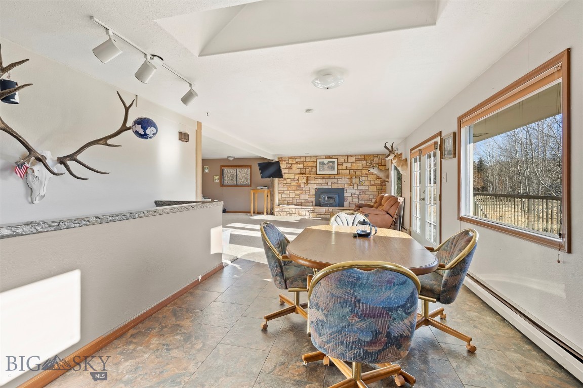 125 Mountain View