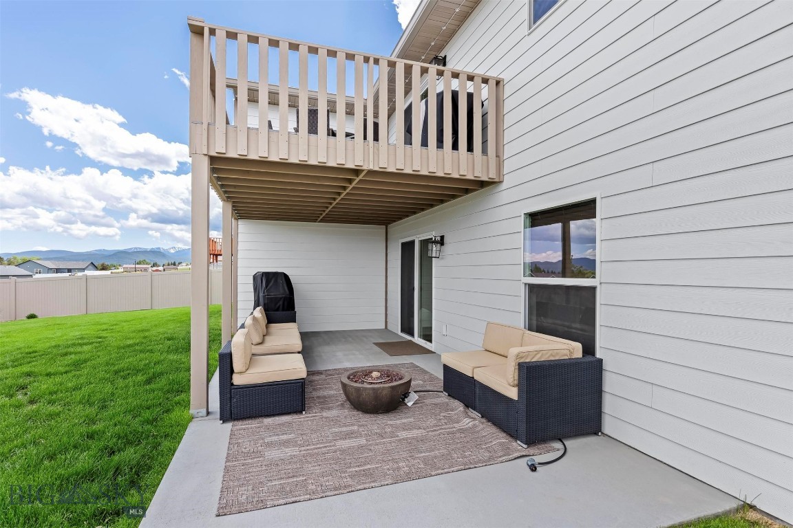 4116 Western