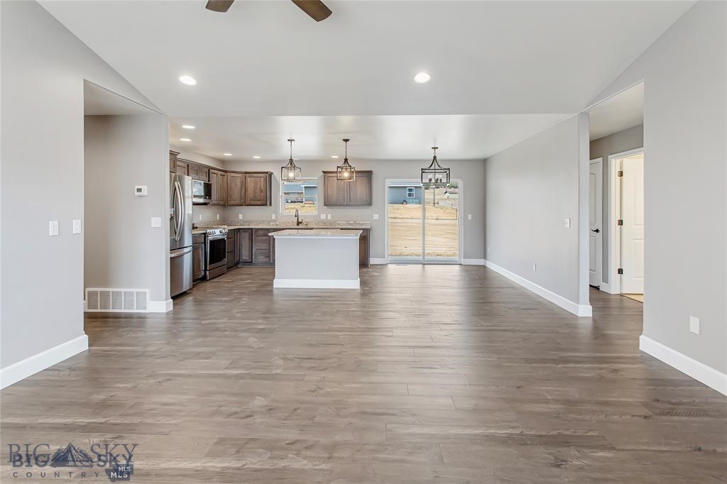 421 Avon Circle