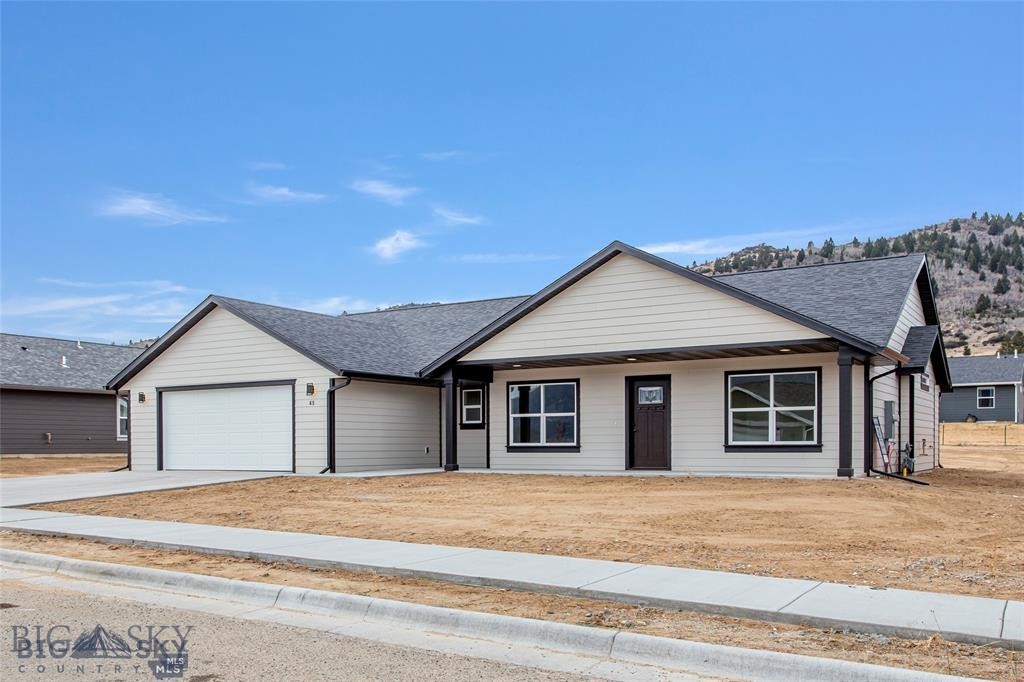 421 Avon Circle