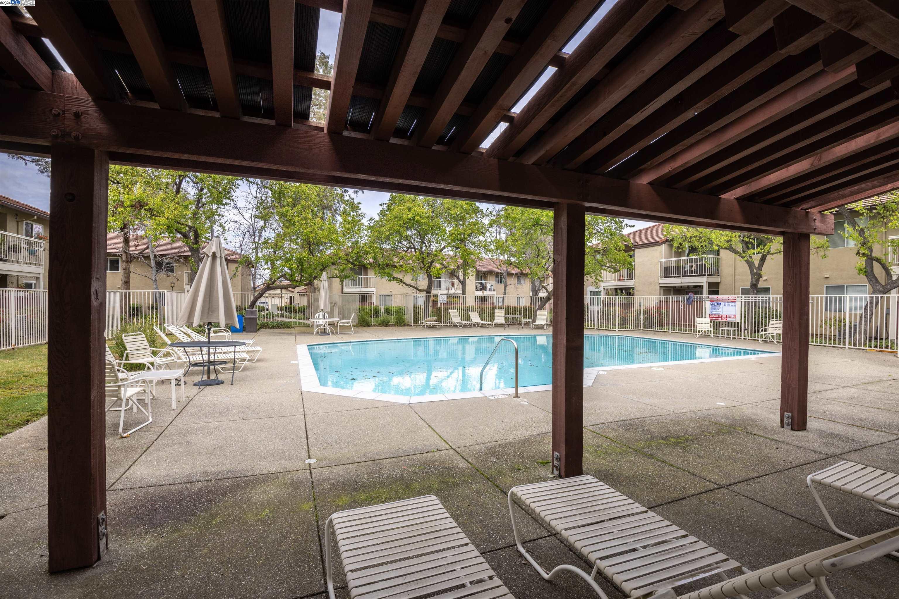 3135 Chateau Way # 207