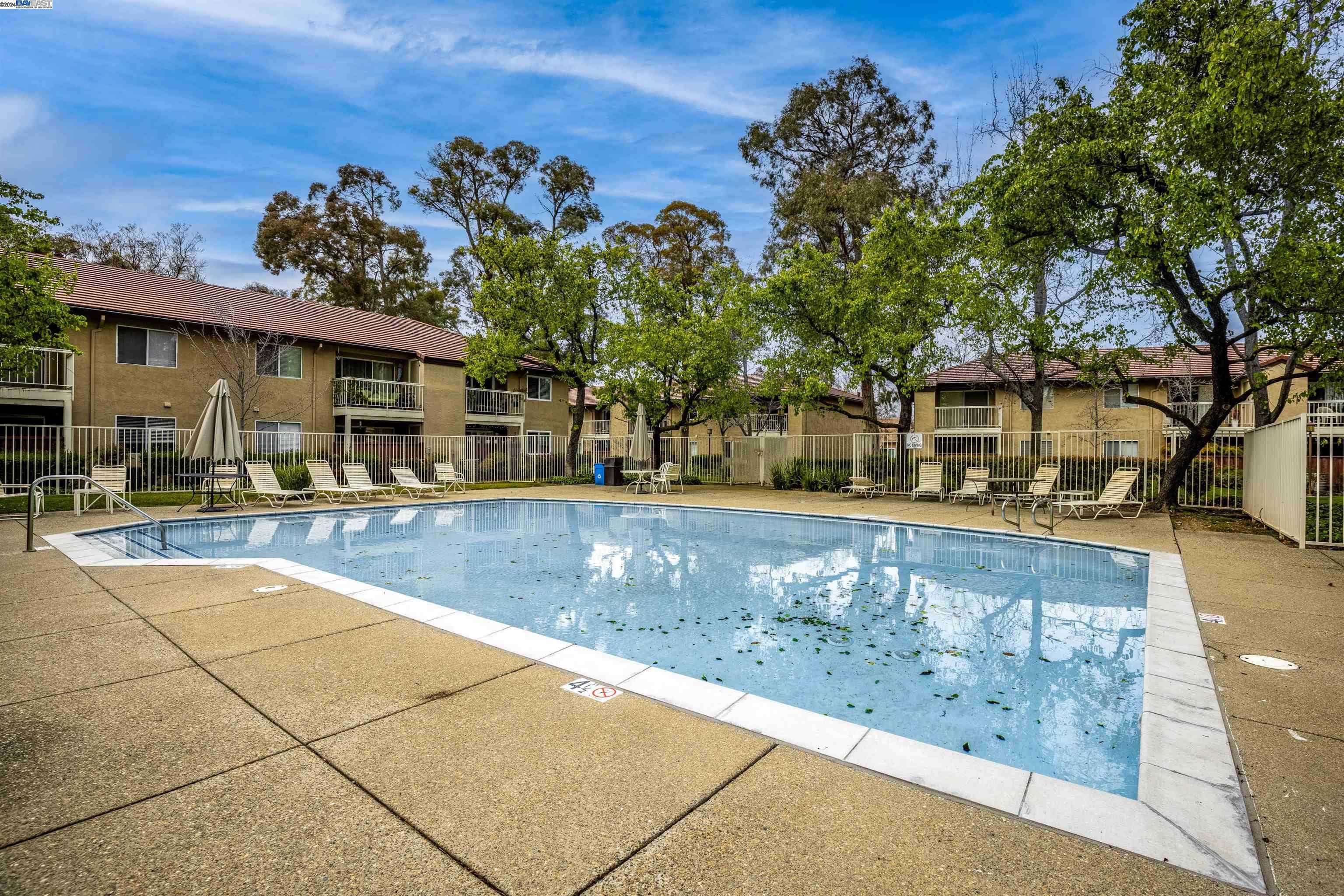 3135 Chateau Way # 207