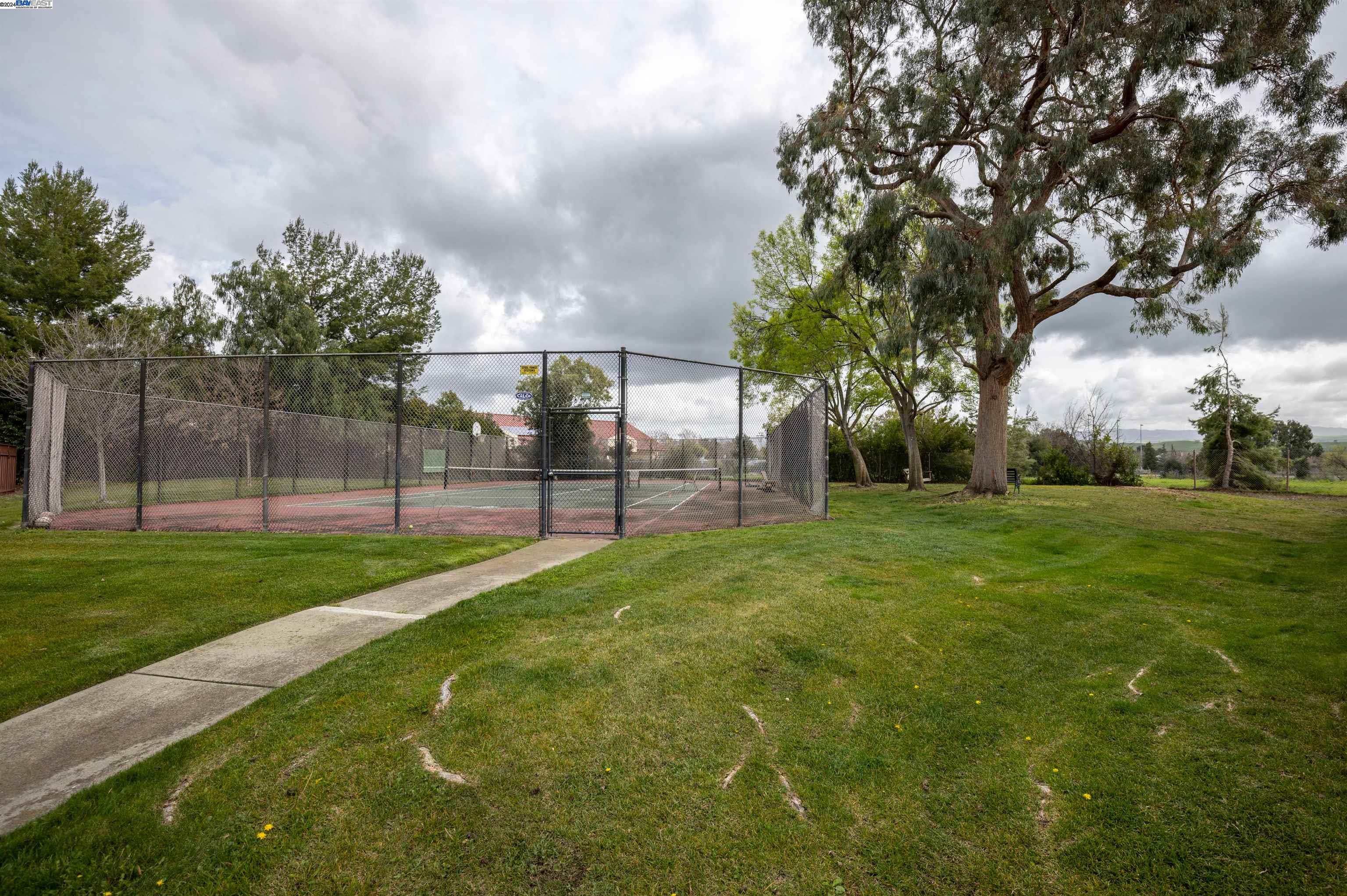 3135 Chateau Way # 207