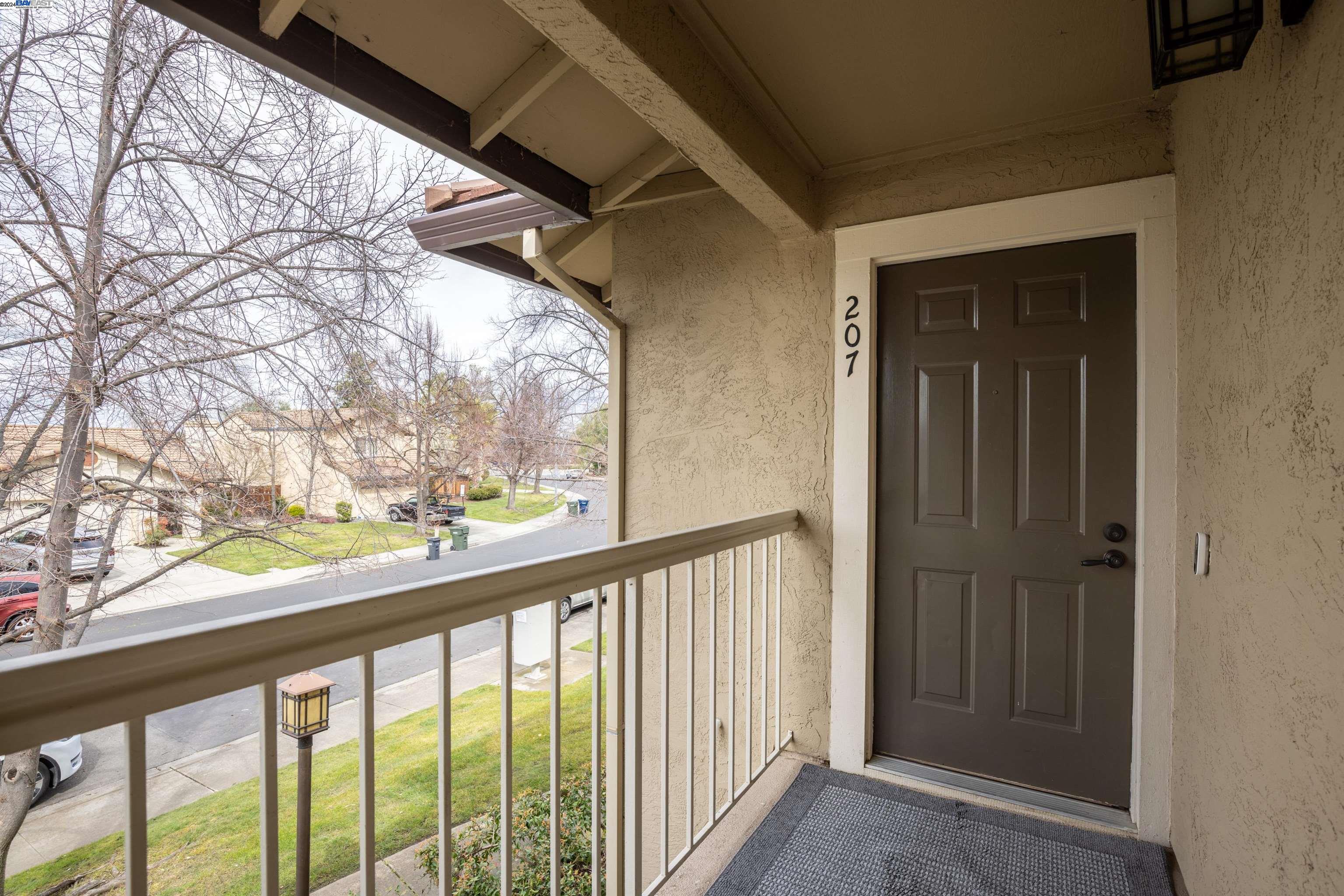 3135 Chateau Way # 207