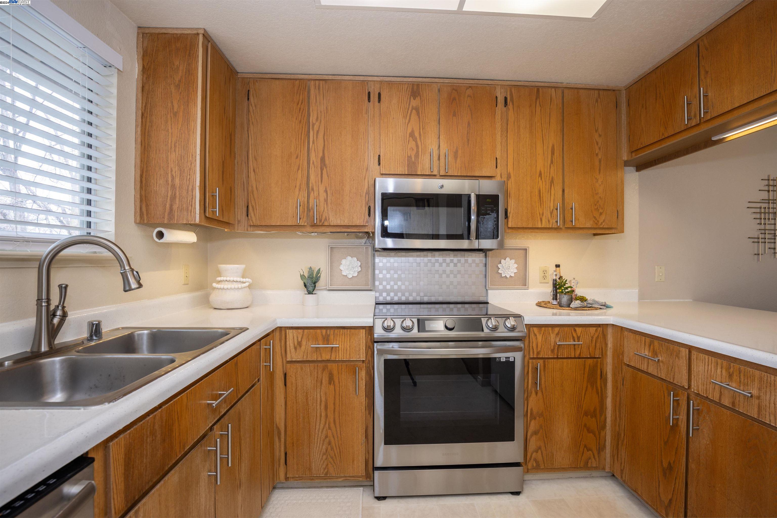 3135 Chateau Way # 207