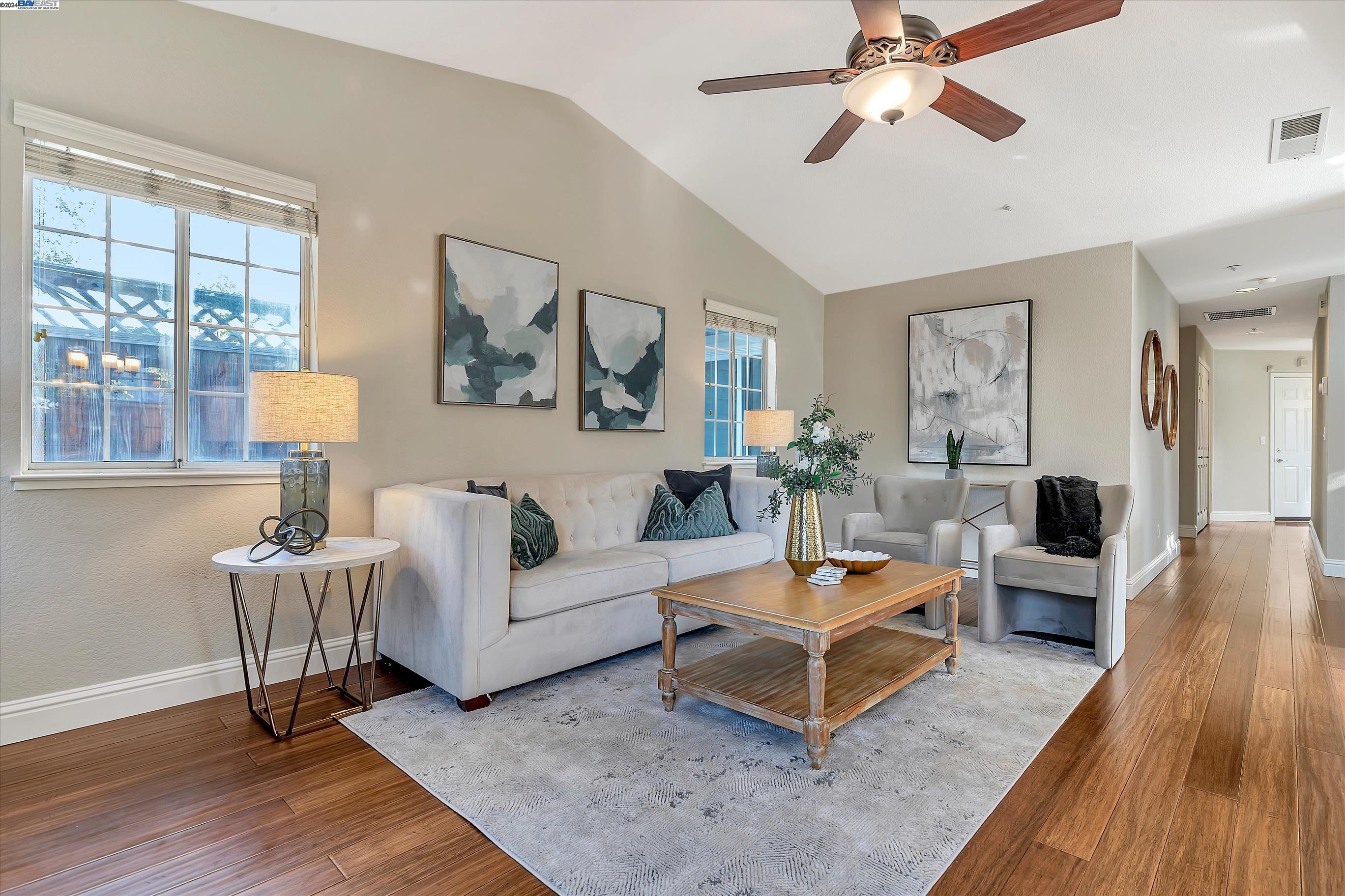 3899 MacGregor Common