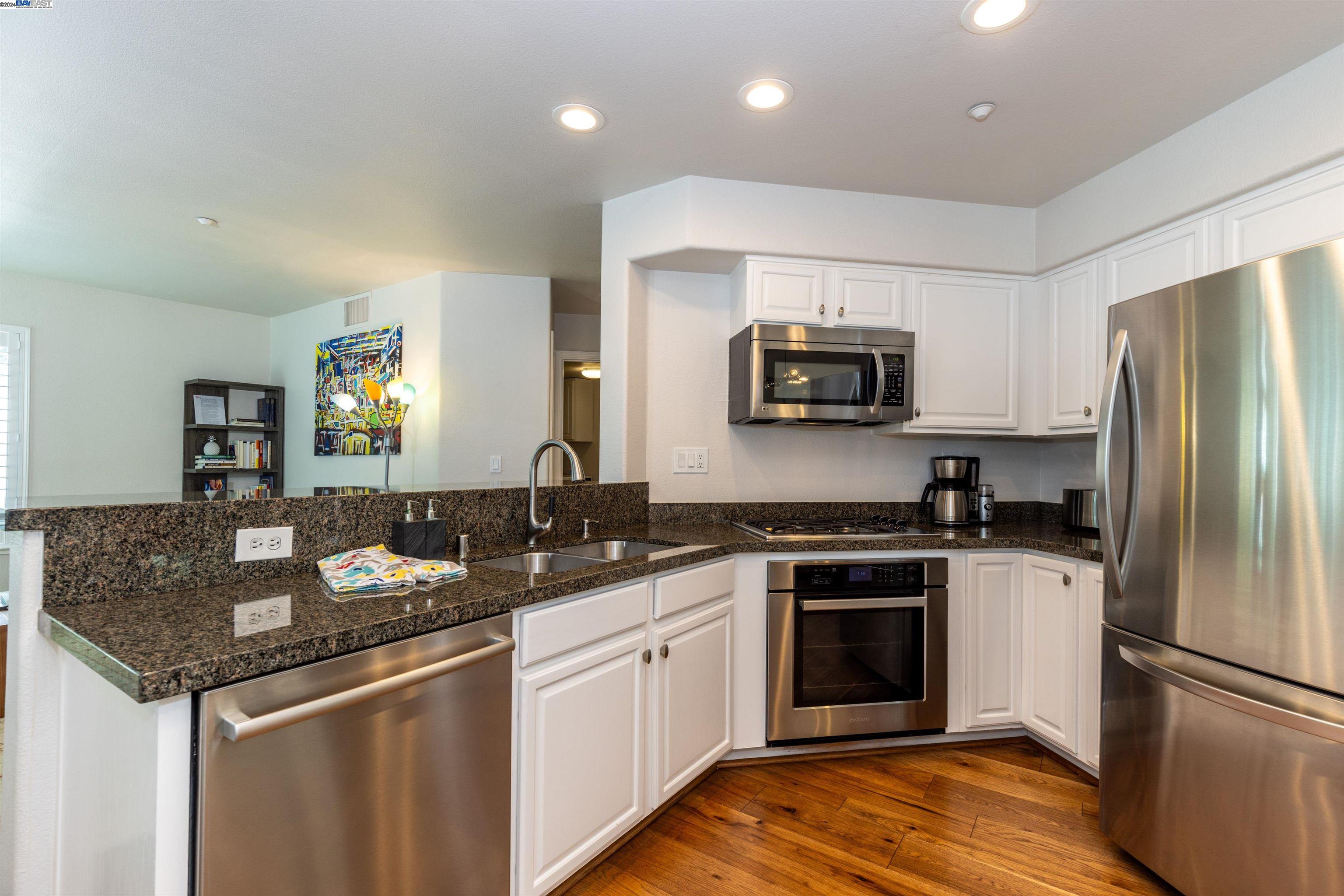 93 Fawn Dr