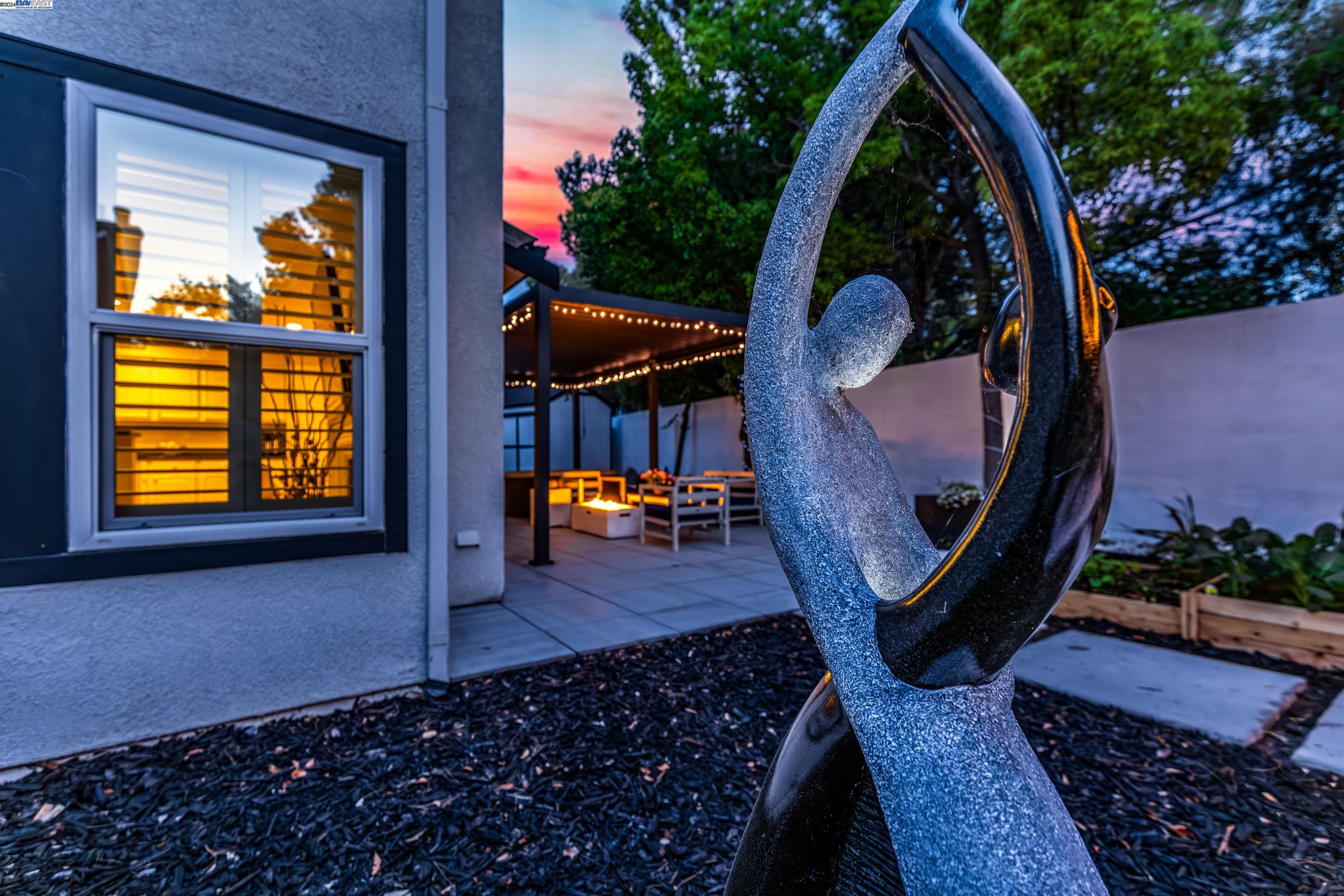 93 Fawn Dr