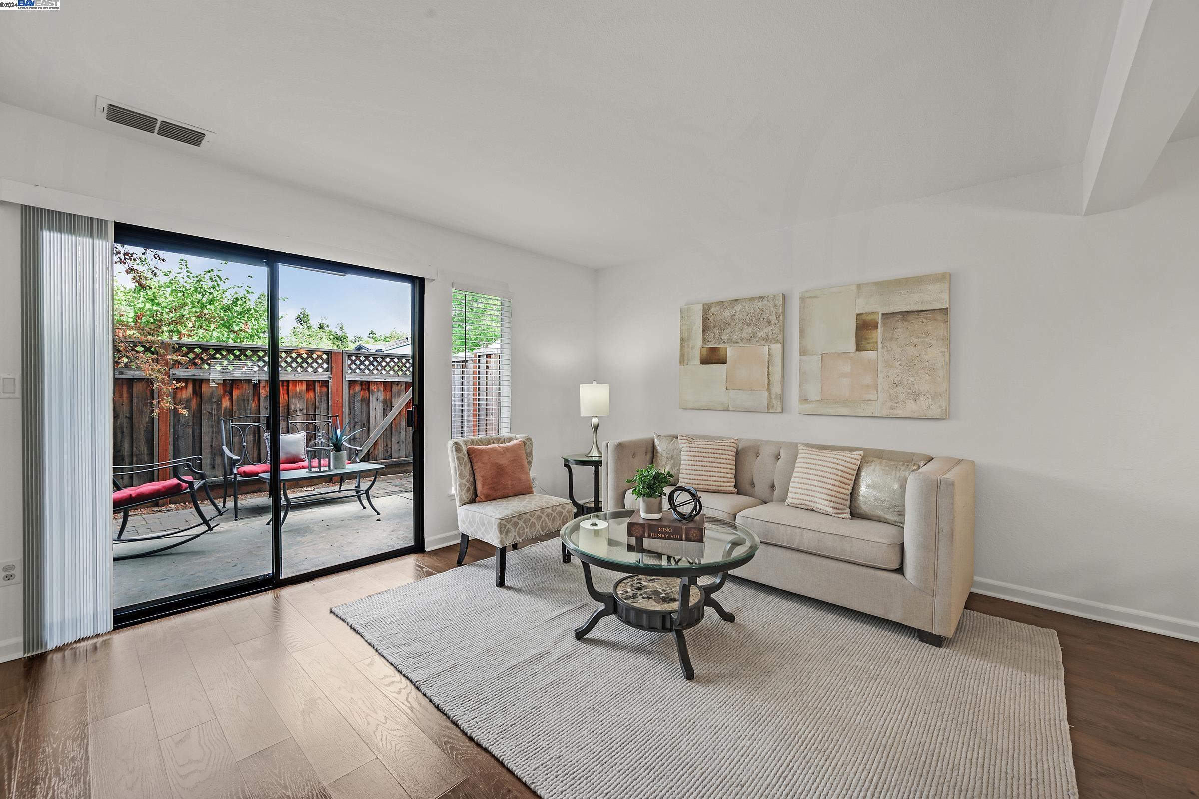 1985 Paseo Laguna Seco