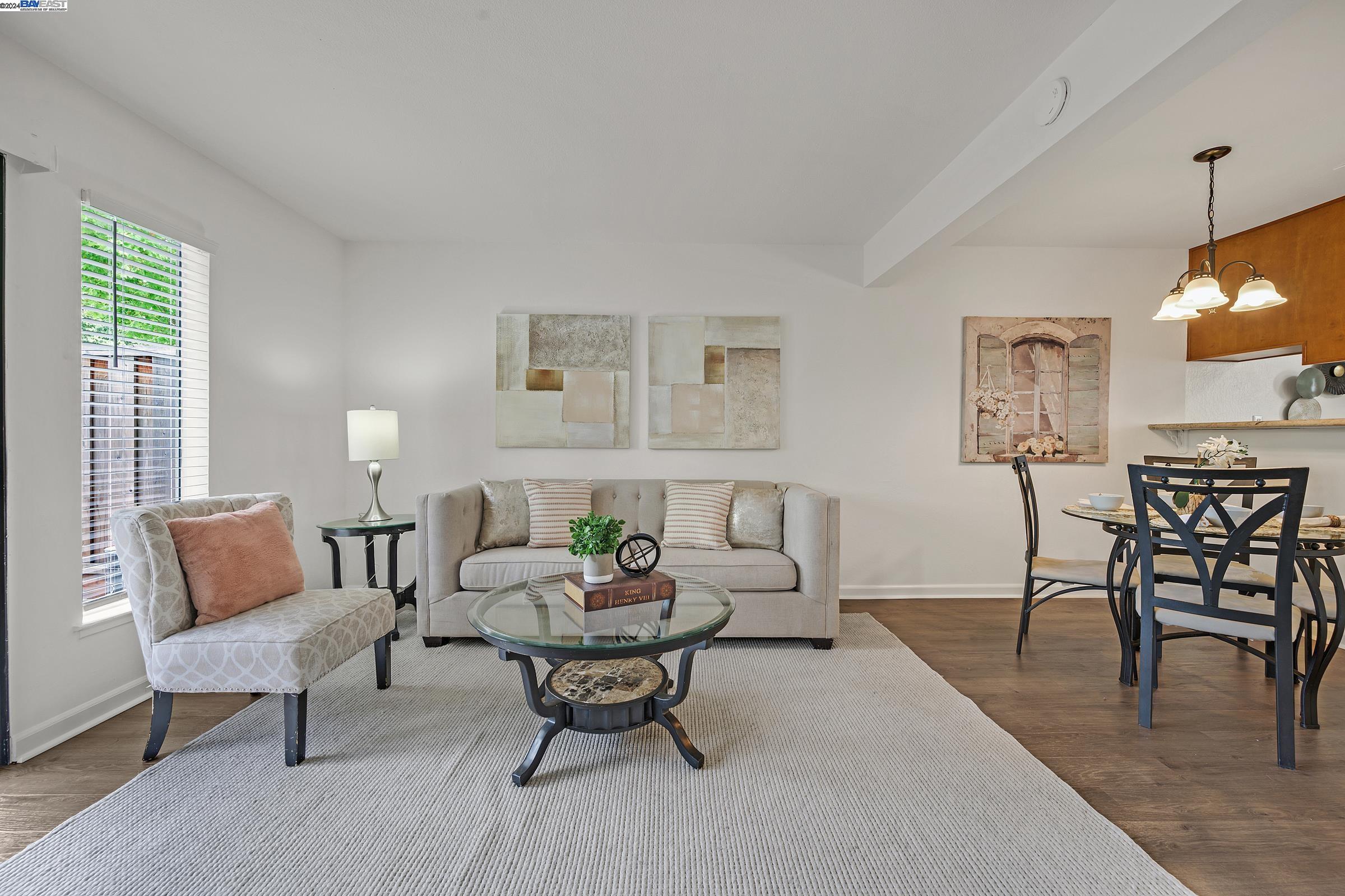 1985 Paseo Laguna Seco