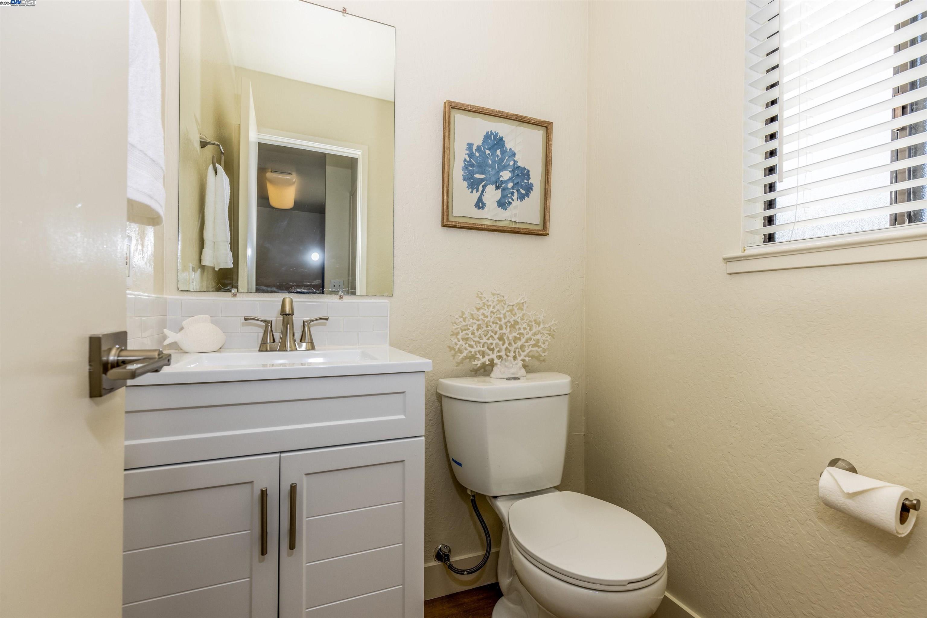 1823 Paseo Laguna Seco