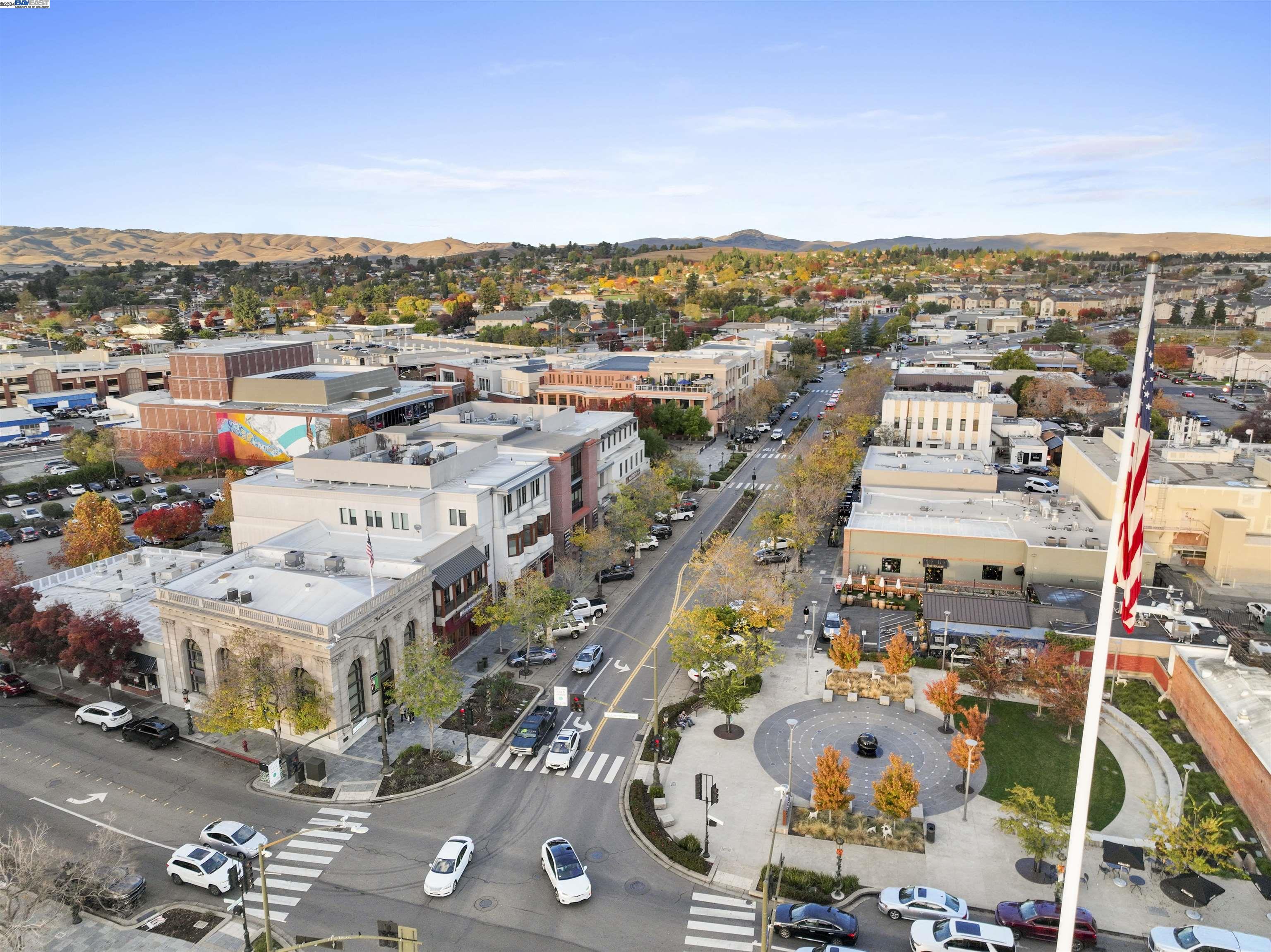 318 S S Livermore Ave Unit: 112