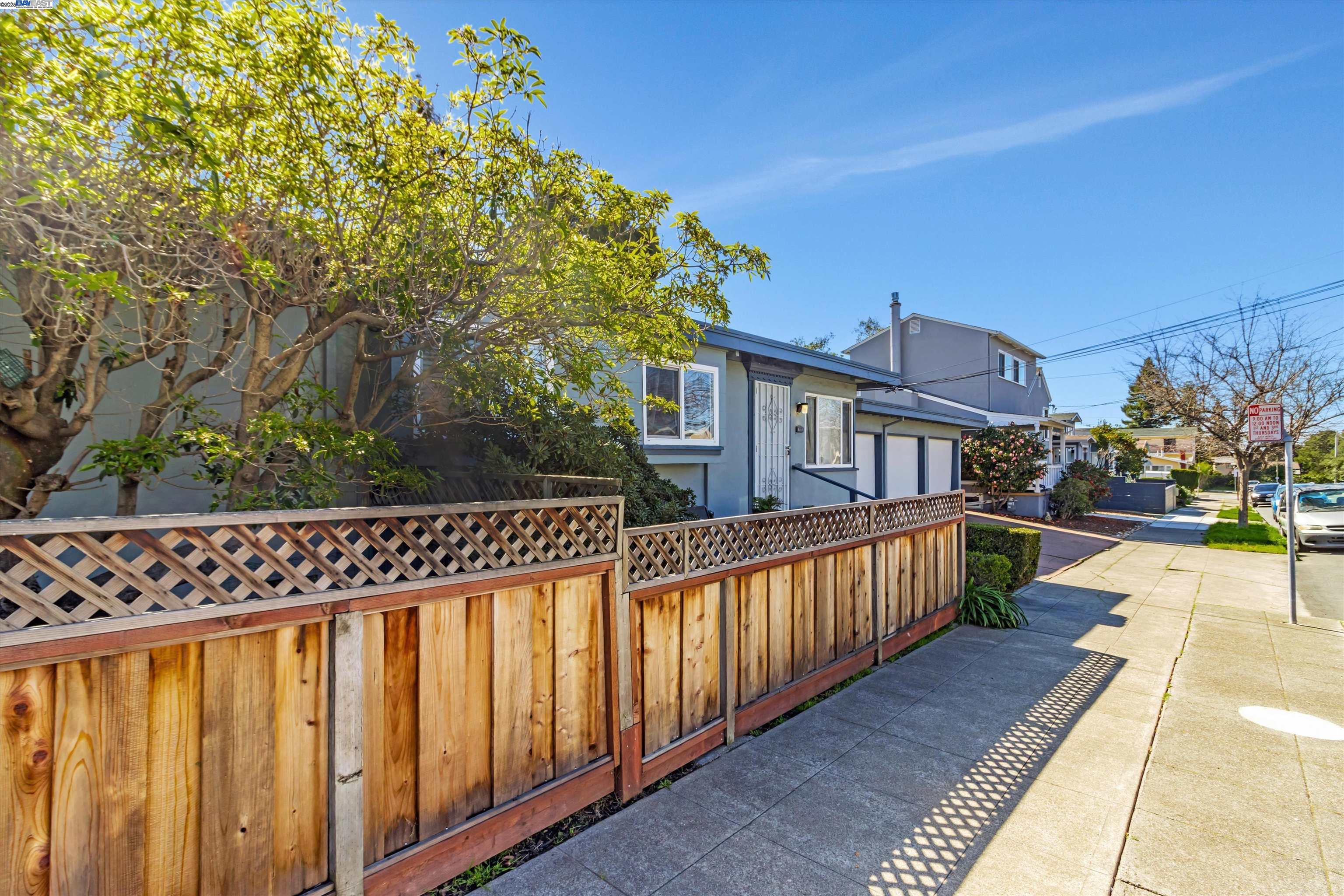 3482 Loma Vista Ave