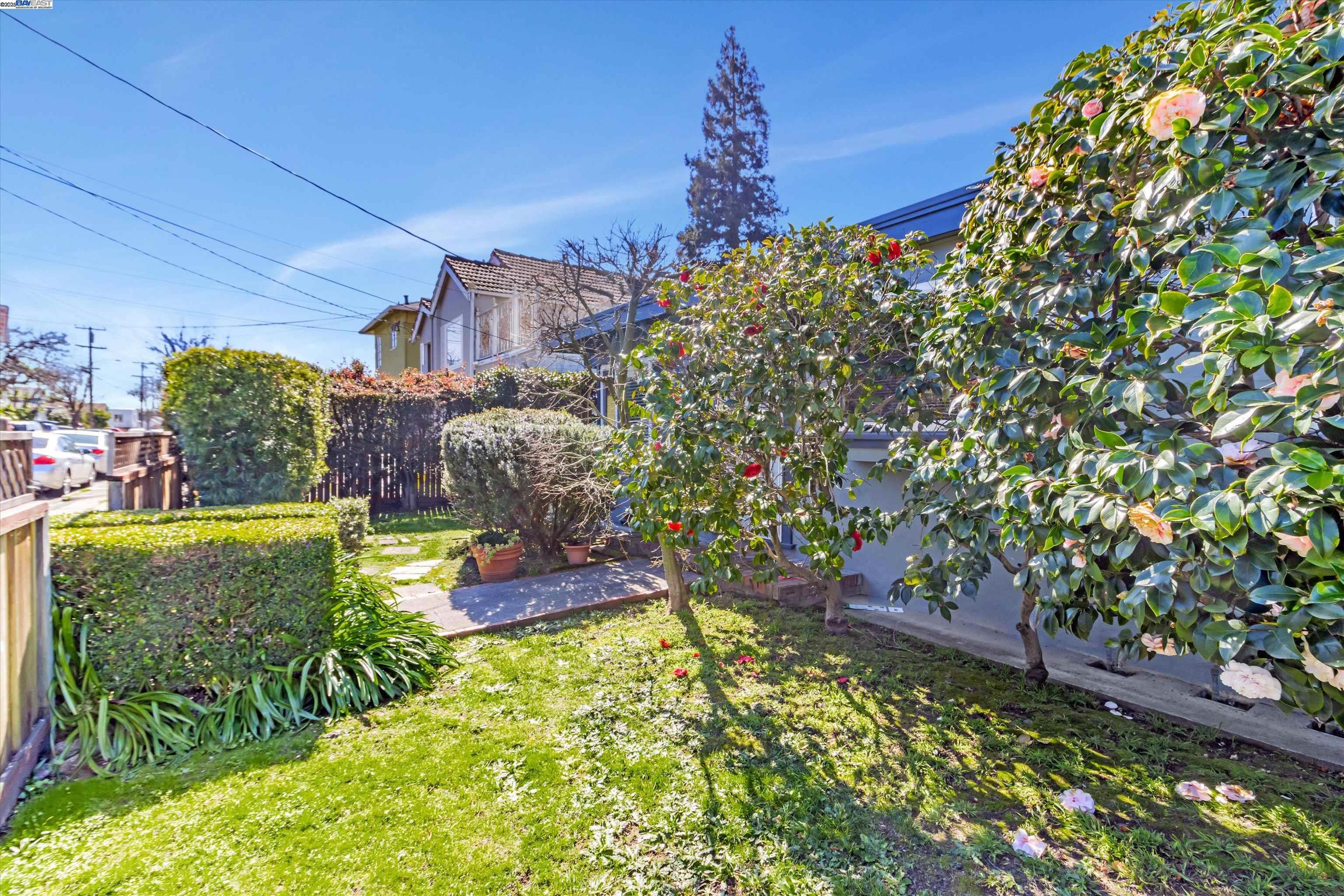 3482 Loma Vista Ave