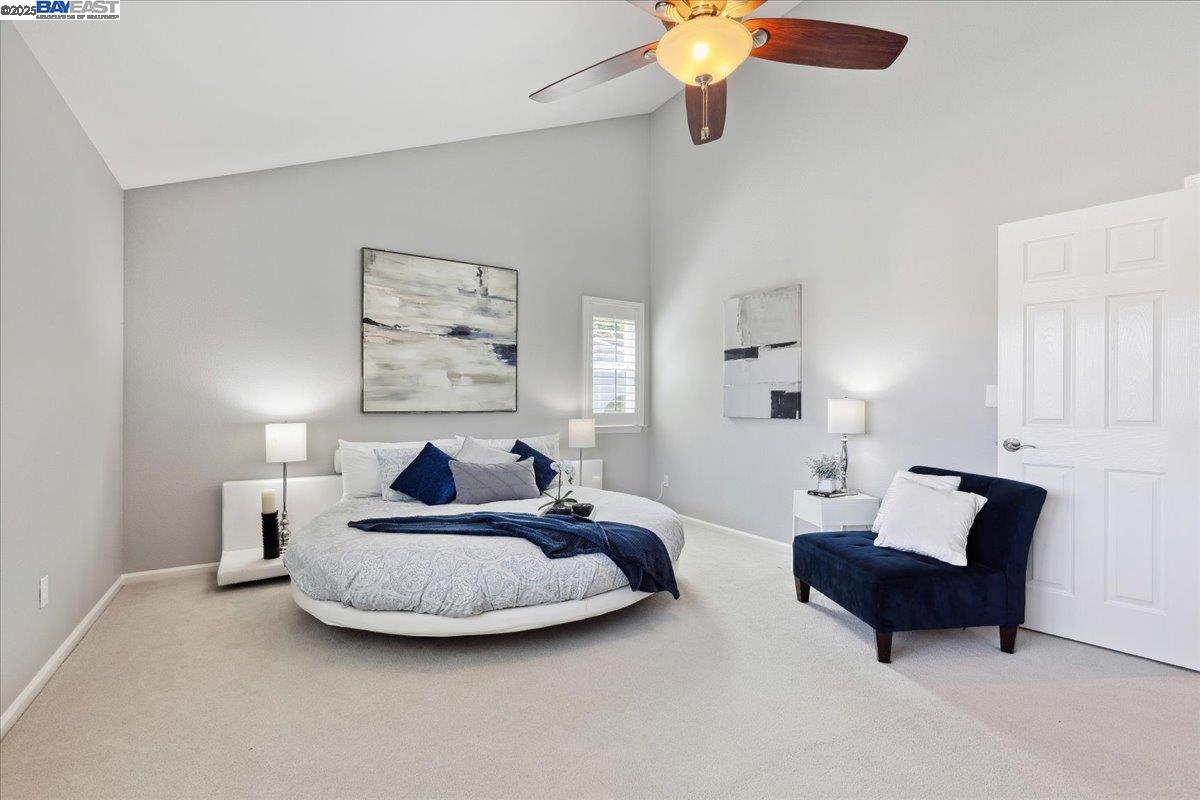 6317 Corte Esperanza