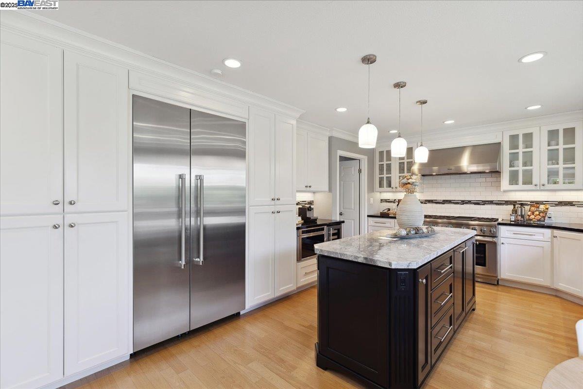 6317 Corte Esperanza