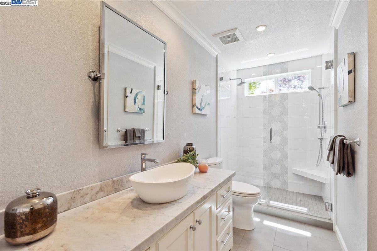 6317 Corte Esperanza