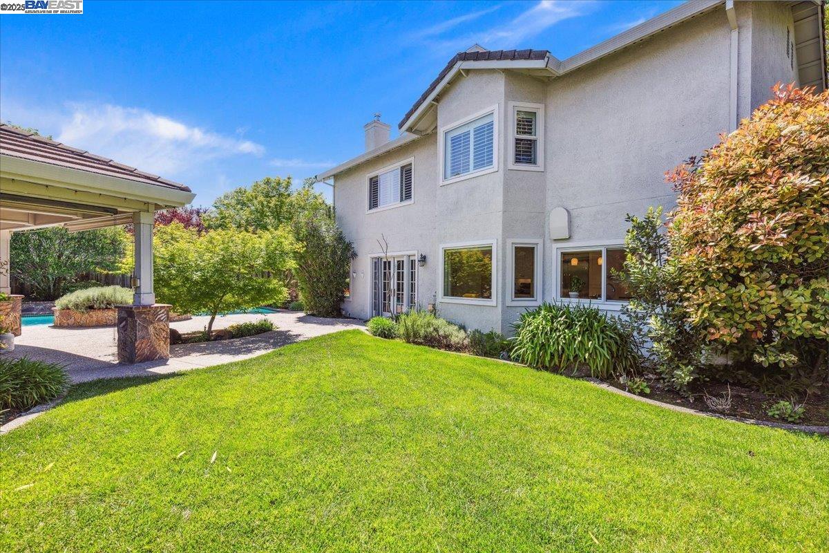 6317 Corte Esperanza